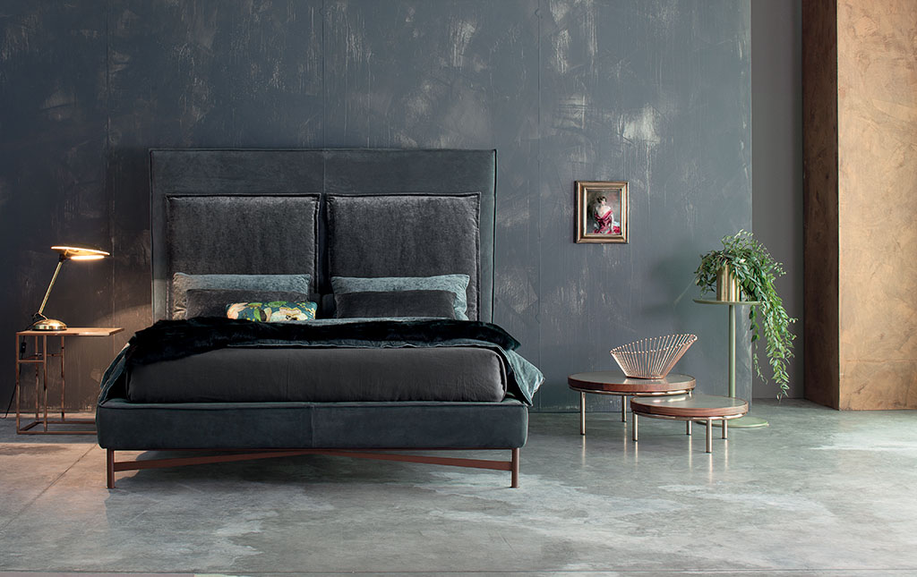 Bett 'SP 2802 Alto' von Twils, Stoffkategorie B